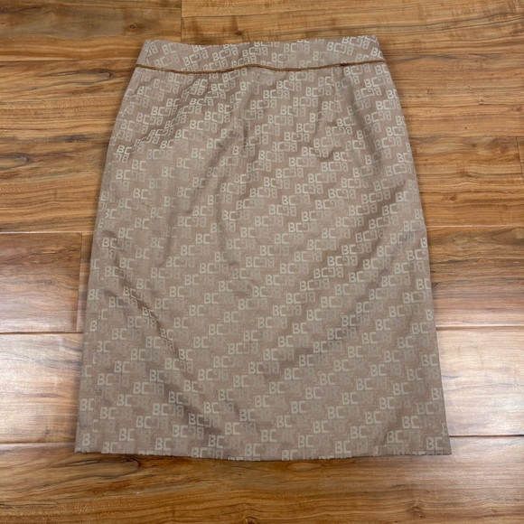 VTG BCBG Brown Logo Skirt - Picture 1 of 4
